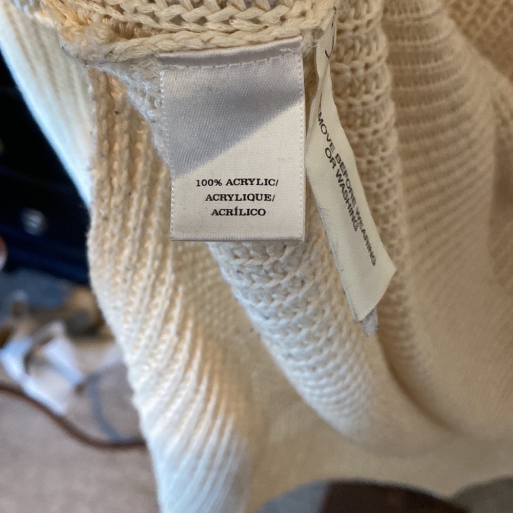 Ann Taylor Block Shoulder Sweater - Picture 4 of 9